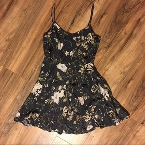 Old Navy Sundress Floral & Birds sz L